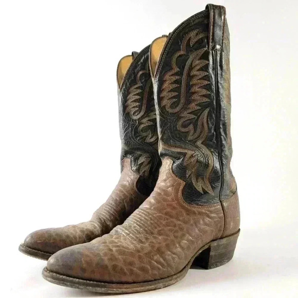 Justin Boots Other - Justin Comb Last Point Toe Cowboy Boots - 8.5